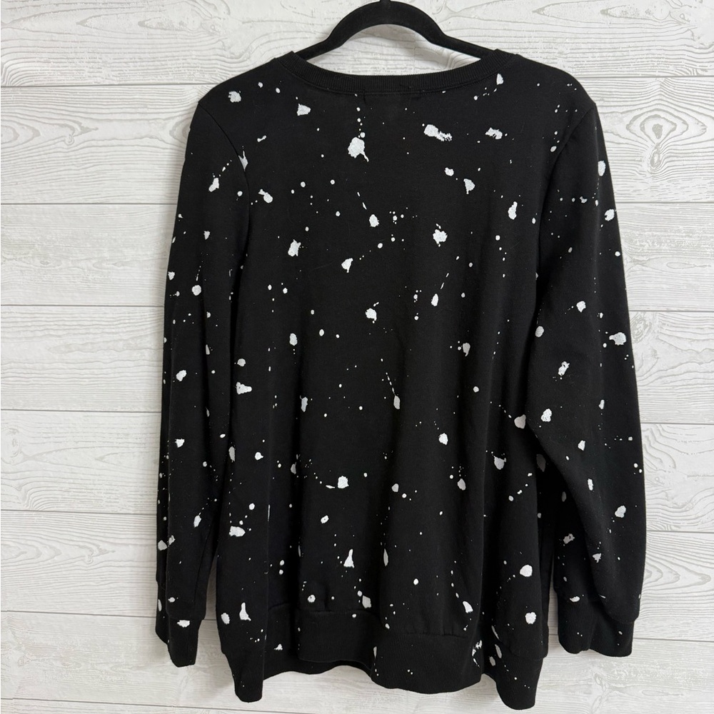 The Vinyl Icons Women’s Black Pullover “KISS” Sweatshirt. Size 2 (XL) - Picture 3 of 7